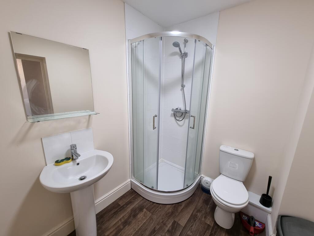 Apartment in Warwick, Royal Leamington Spa - View 5