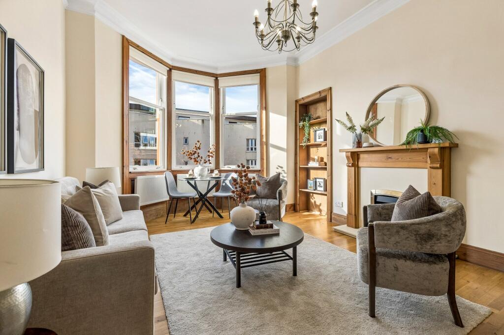 Apartment in Glasgow, Waverley Park, Shawlands - View 2