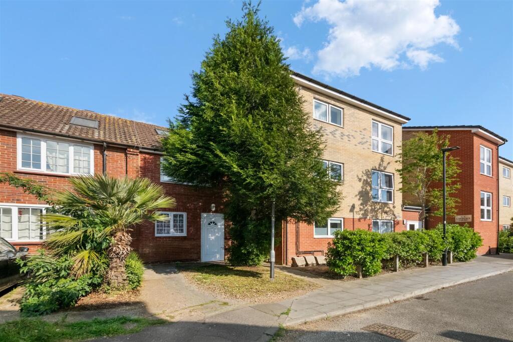 Main image of property: Northfield Road, Heston