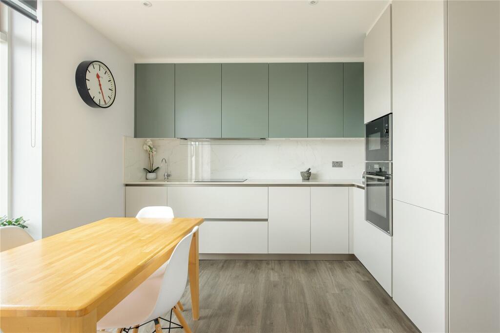 Apartment in Cambridge, Petersfield - More