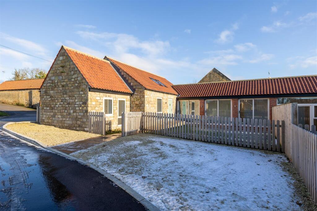 Main image of property: The Courtyard, Wilton, Pickering