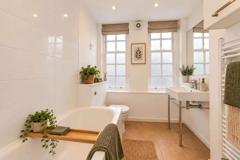 Apartment in London - More