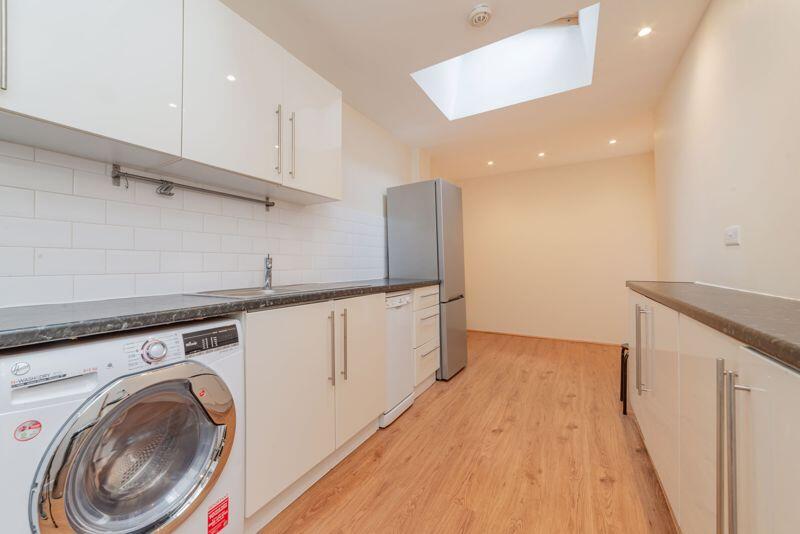 3 bedroom town house for rent