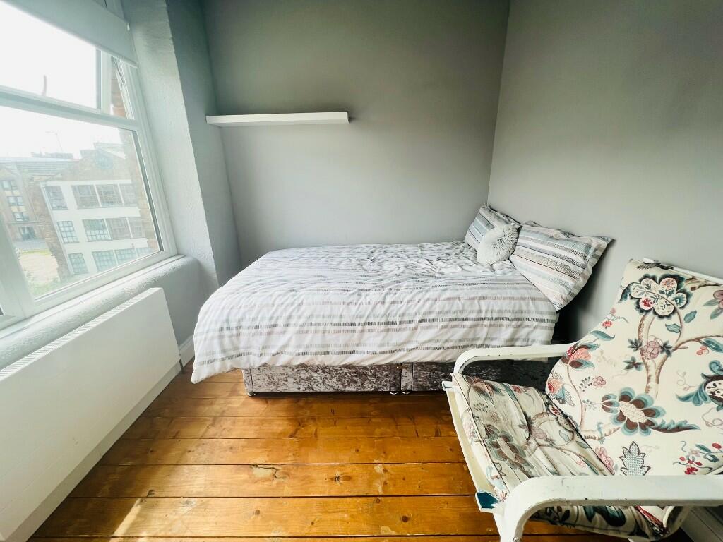 Main image of property: Guildford Street, Luton, Bedfordshire, LU1