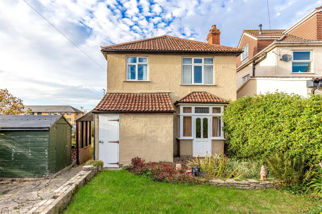 3-bed detached on Southmead Road, Filton, Bristol, BS34, £410,000