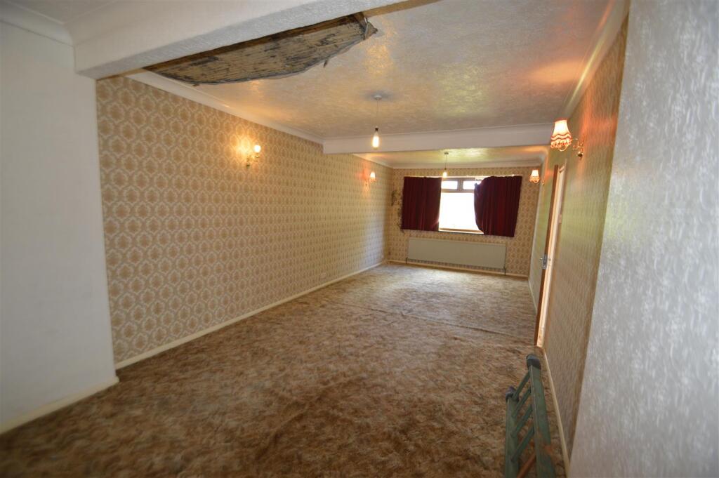 House in Romford - View 3