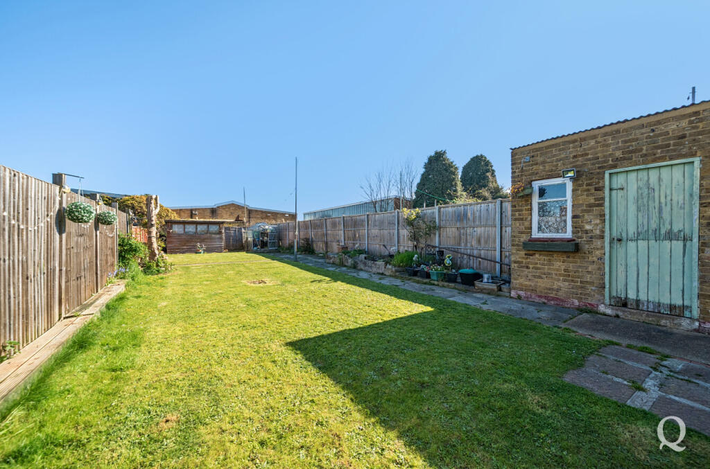 Langley Road, Sittingbourne, Kent, ME10 – pohled 3