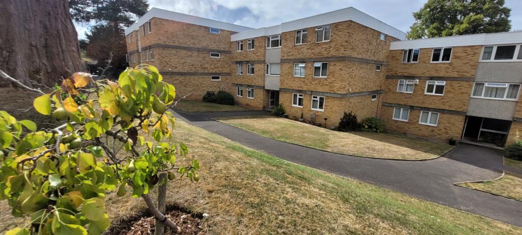 Flat 11, The Cedars, Hazelwood Road, Bristol