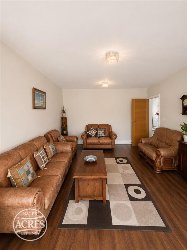 House in Birmingham, Tower Hill, Hamstead - More