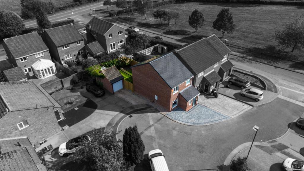 Main image of property: Cutworth Close, Walmley, Sutton Coldfield, B76 2TA