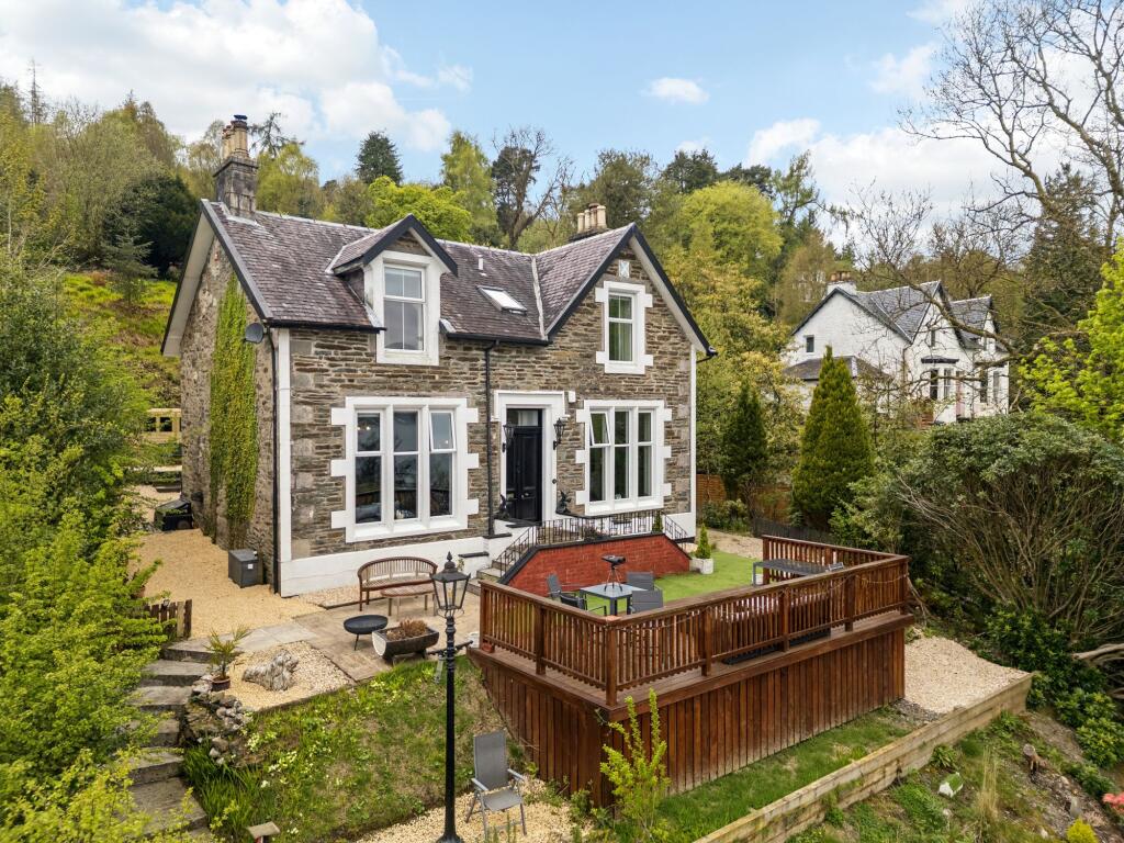 Main image of property: Clynder, Helensburgh, G84