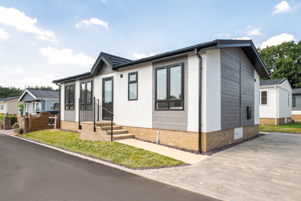 Main image of property: Hogmoor Road,
Whitehill,
Bordon,
GU35 9HW