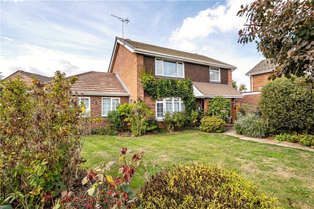 House in Romsey, Tadburn Gardens - View 2