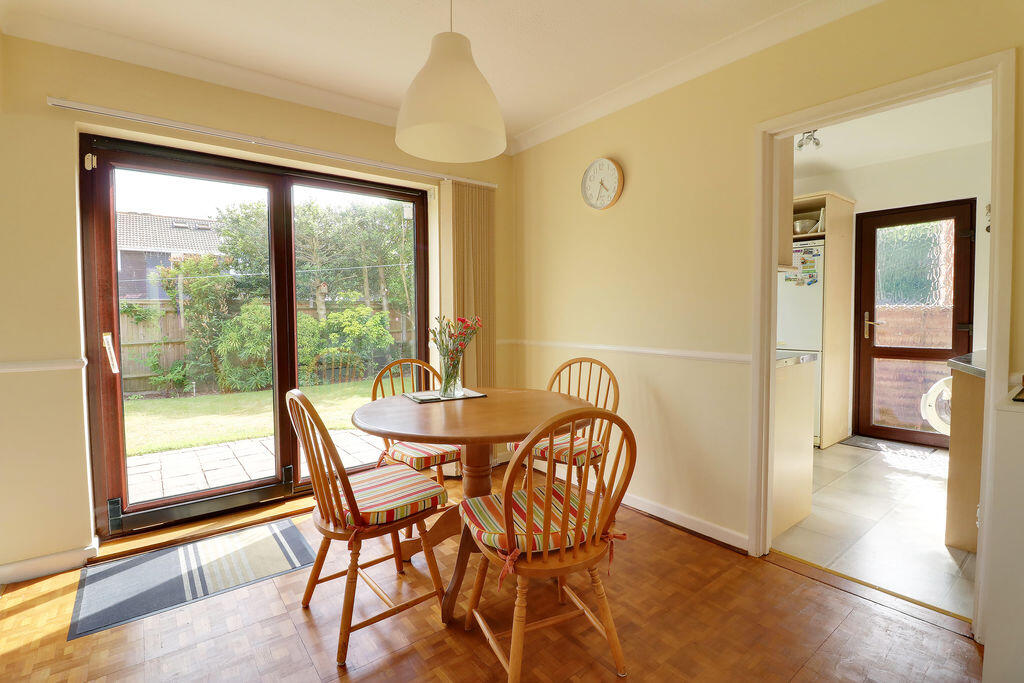 House in Havant, Hampshire - View 5