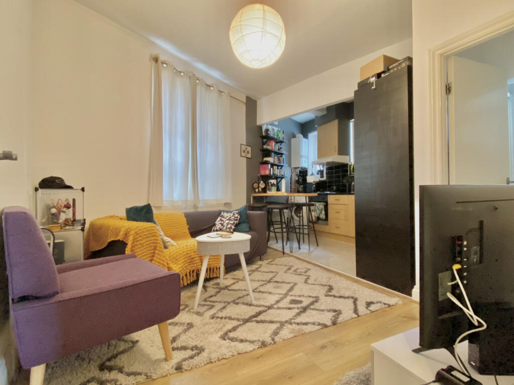 Main image of property: Tooting, SW17 9SB