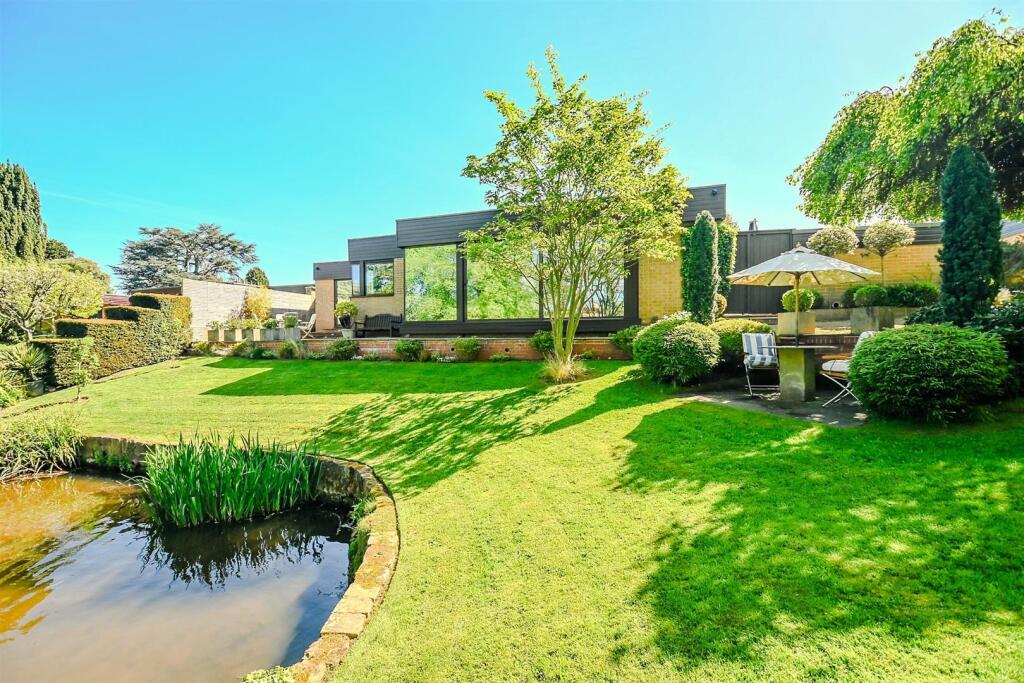 Main image of property: Newton Park, Newton Solney, Burton-On-Trent