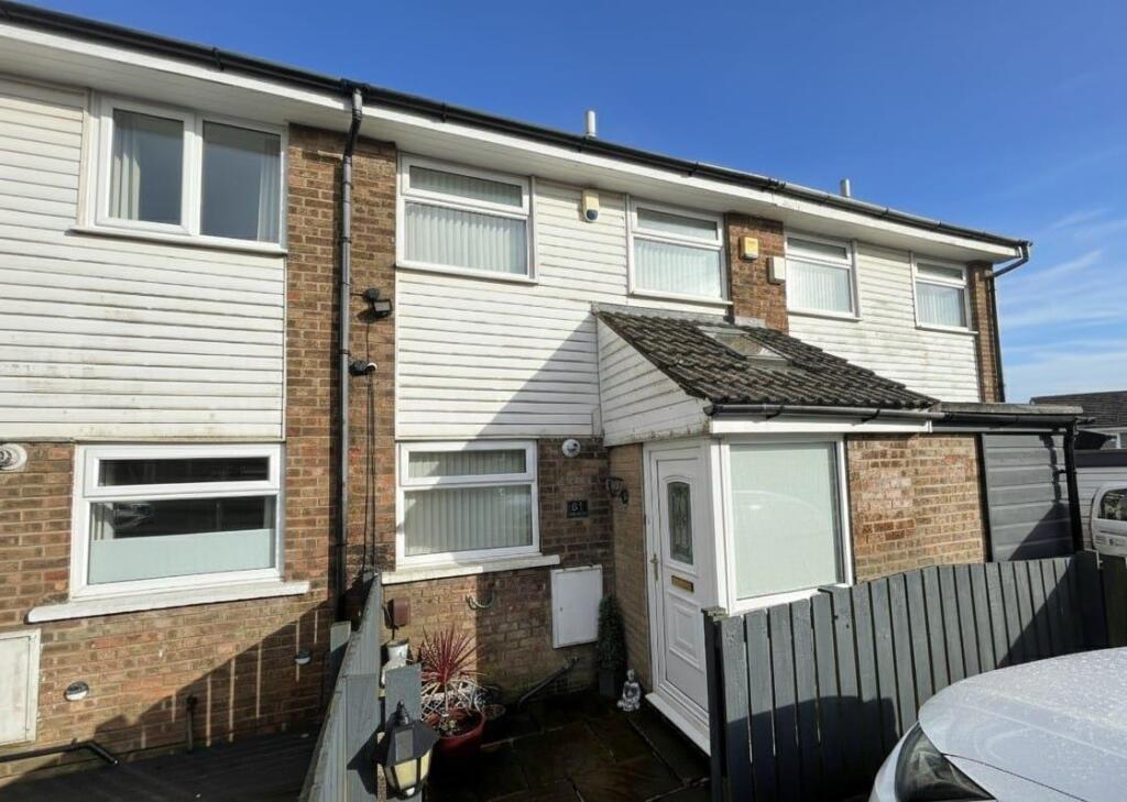 House in Calderdale, Illingworth - View 2