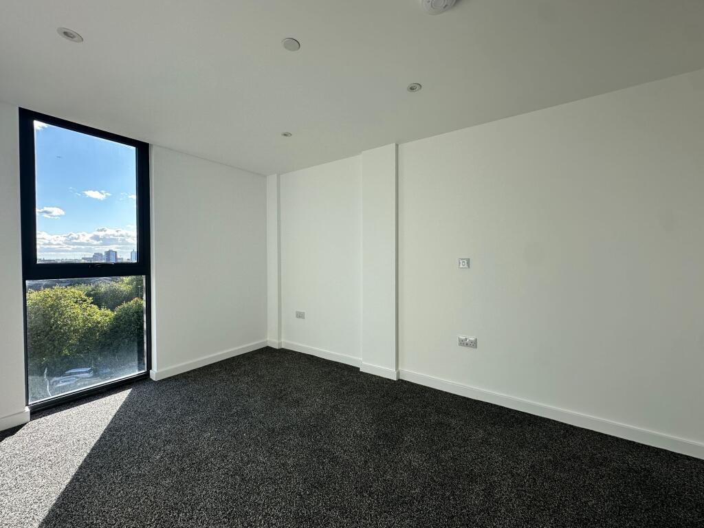 Apartment in Manchester - View 4