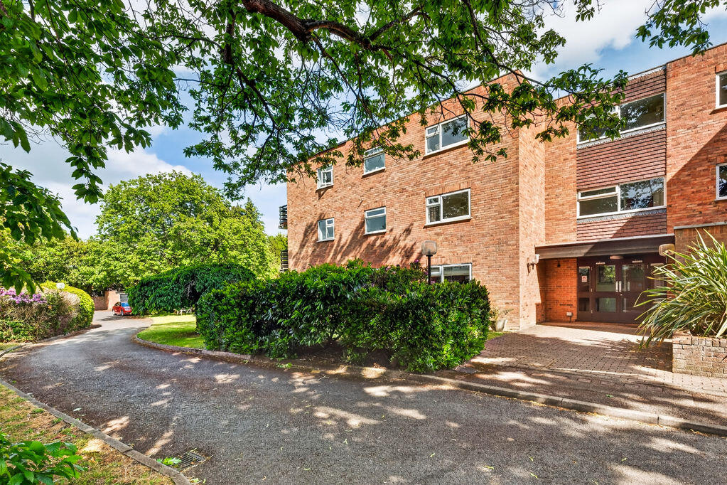 Main image of property: Oatlands Chase, Weybridge