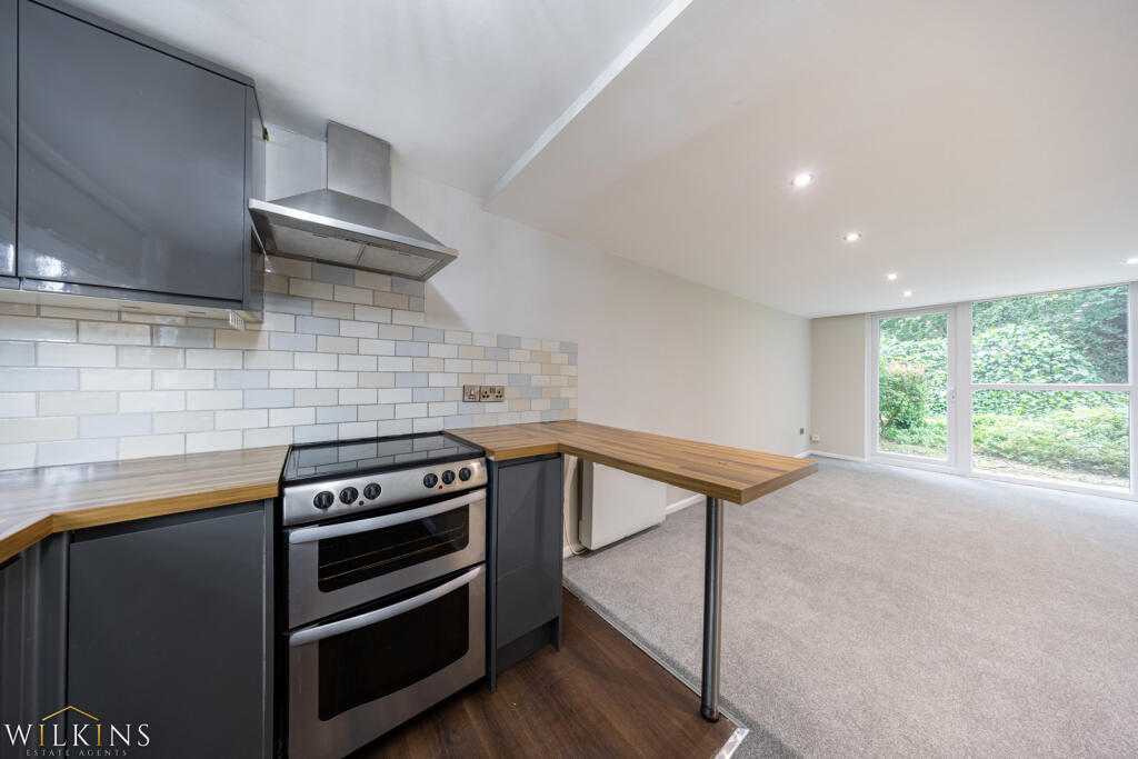 Pages Close, Sutton Coldfield, West Midlands, B75 photo 4
