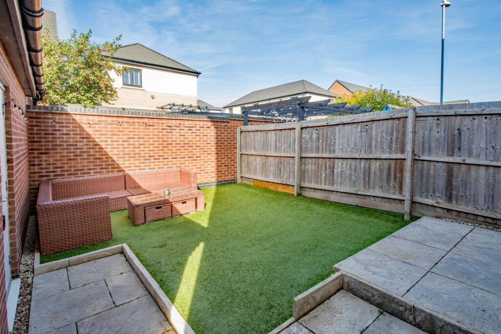 House in Northampton - View 3