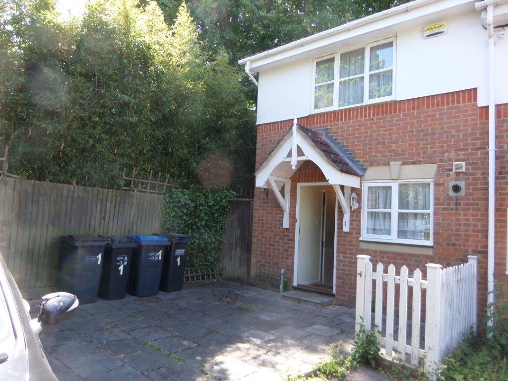 Main image of property: Hamond Close, Croydon, London, CR2