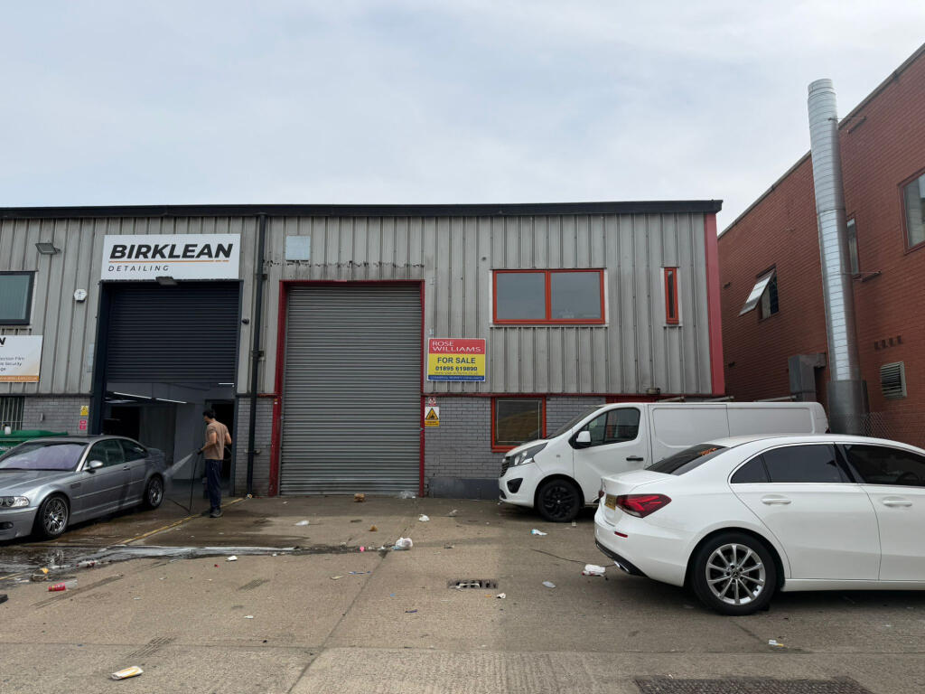 Main image of property: Sarum Complex, Salisbury Road, Uxbridge, Middlesex, UB8