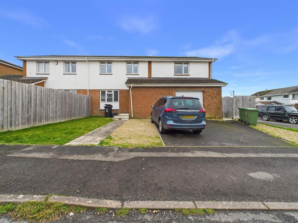 Main image of property: Mowstead Road, Braunton