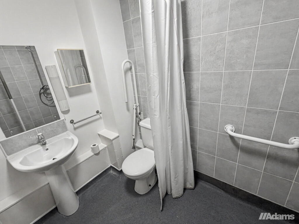 Apartment in Warrington - View 5