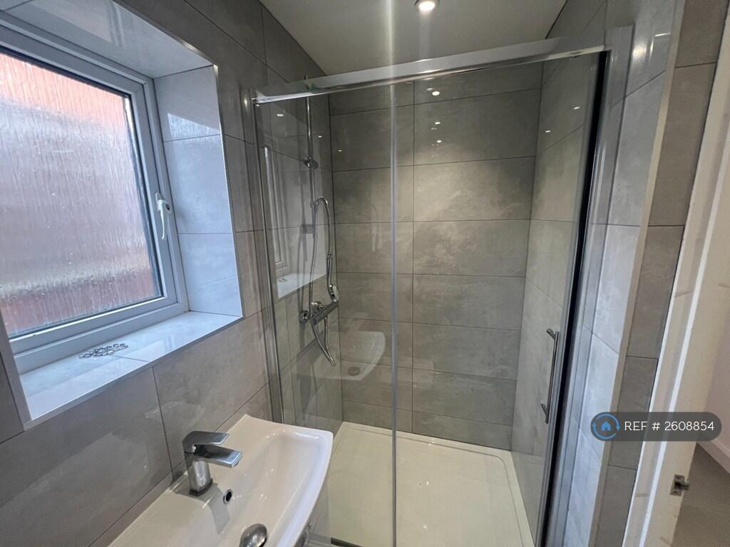 House in Reading - View 5