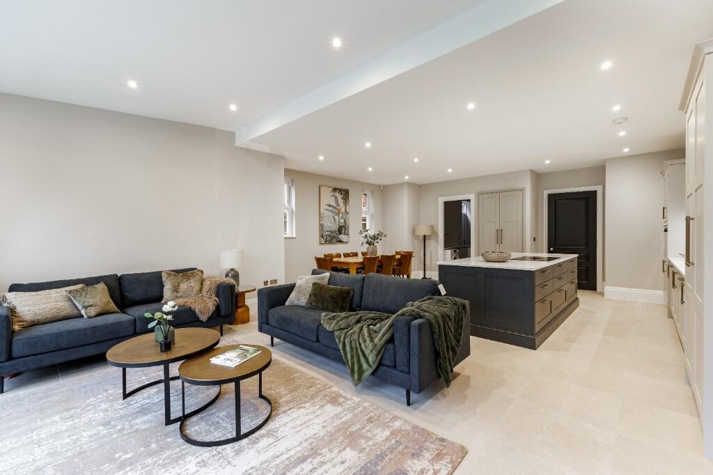 Rosemont Copsem Court – pohled 6