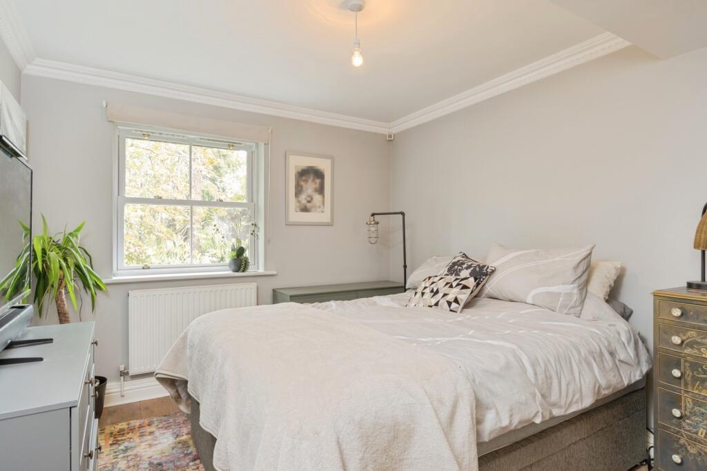 Apartment in Tonbridge - View 5