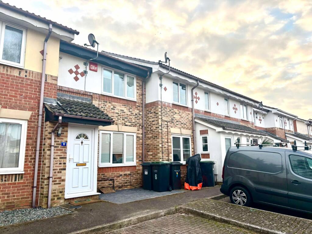 Main image of property: Spinnaker Close - SILVER SUB, Gosport, Hampshire, PO13