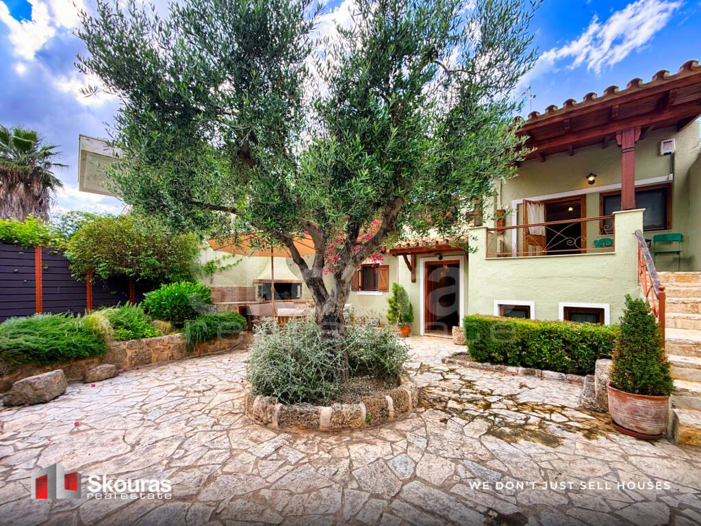 Main image of property: Peloponnese, Corinthia, Korinthos