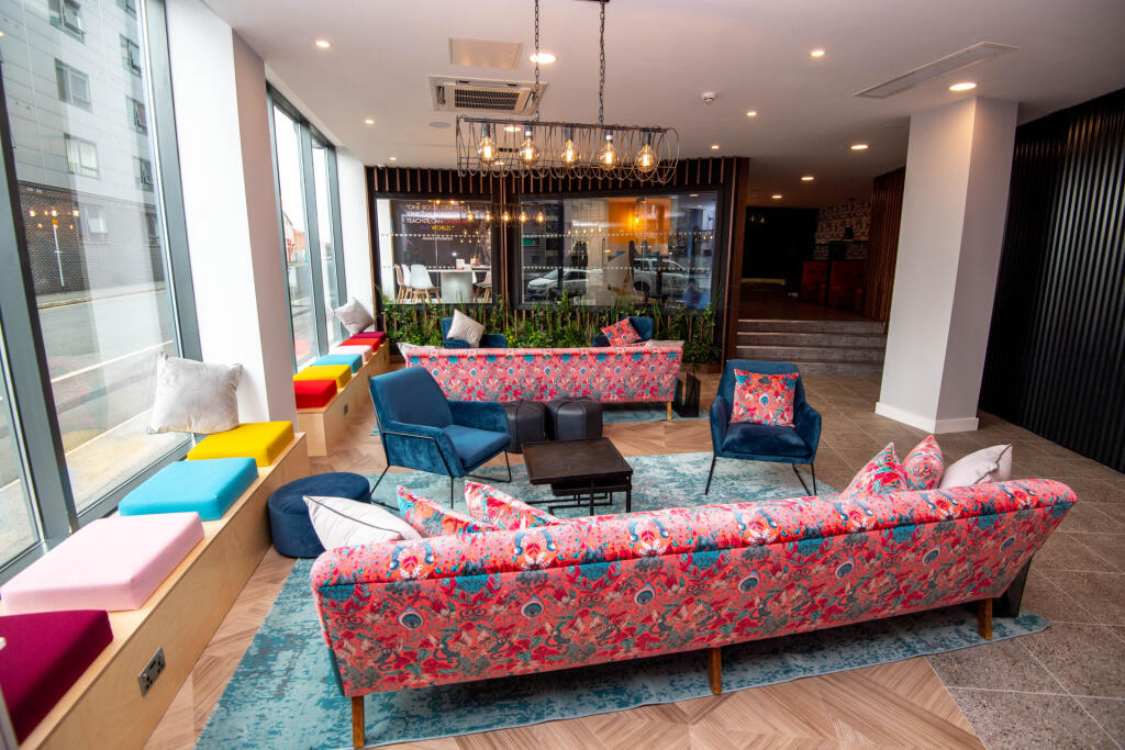 Westfield Road, Leeds - View 5