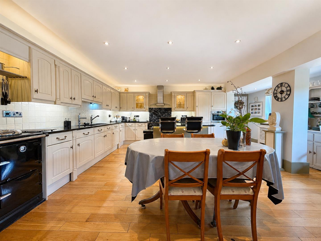 House in Torquay - View 5