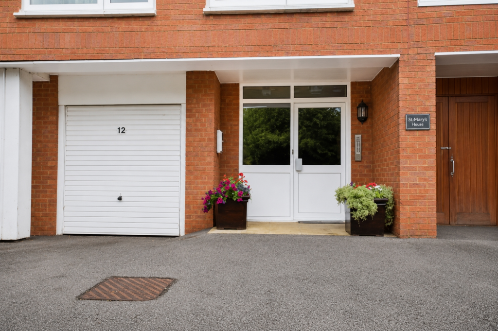 St. Marys House, St. Crispin Drive, Northampton, Northamptonshire, NN5 photo 4