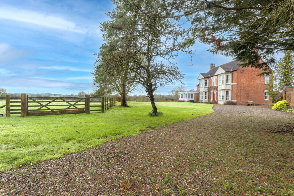 Additional image 58 of Bradley House Farm, Droitwich Road, Bradley Green, Redditch, B96 6QU