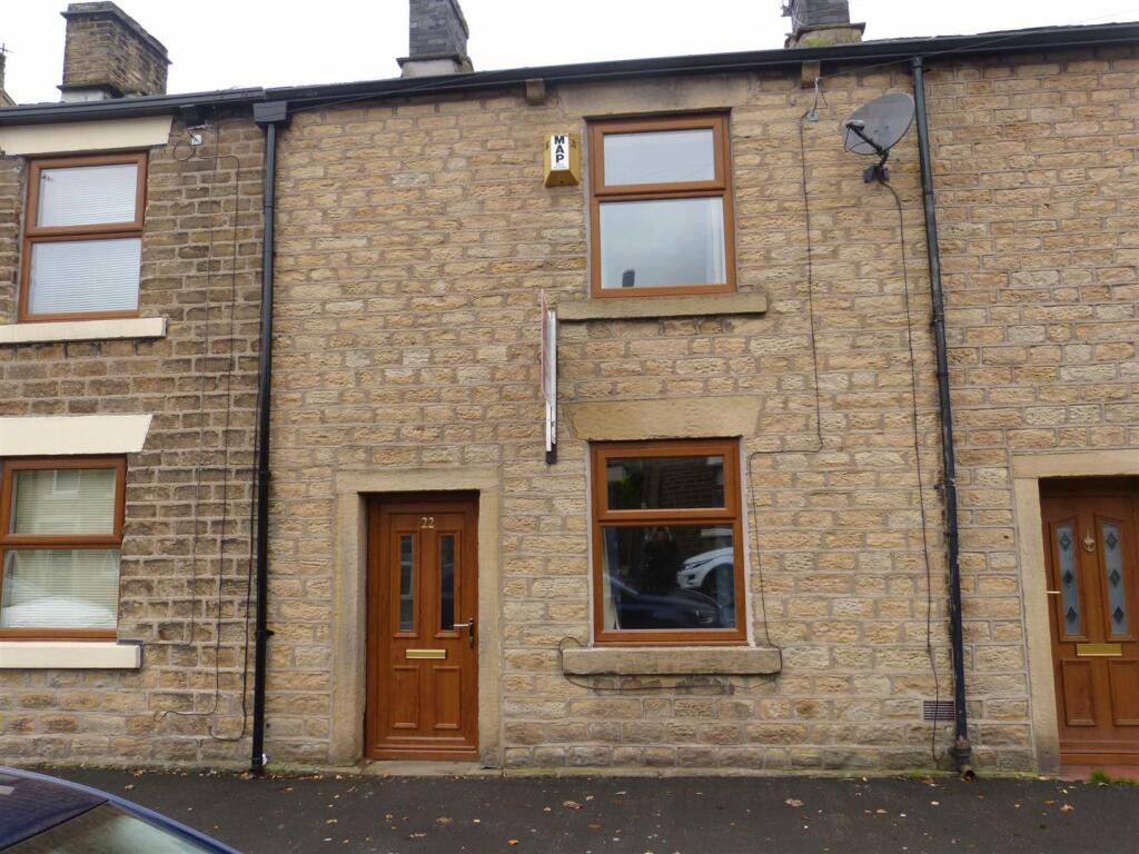 Main image of property: Manor Park Road, Glossop, Derbyshire