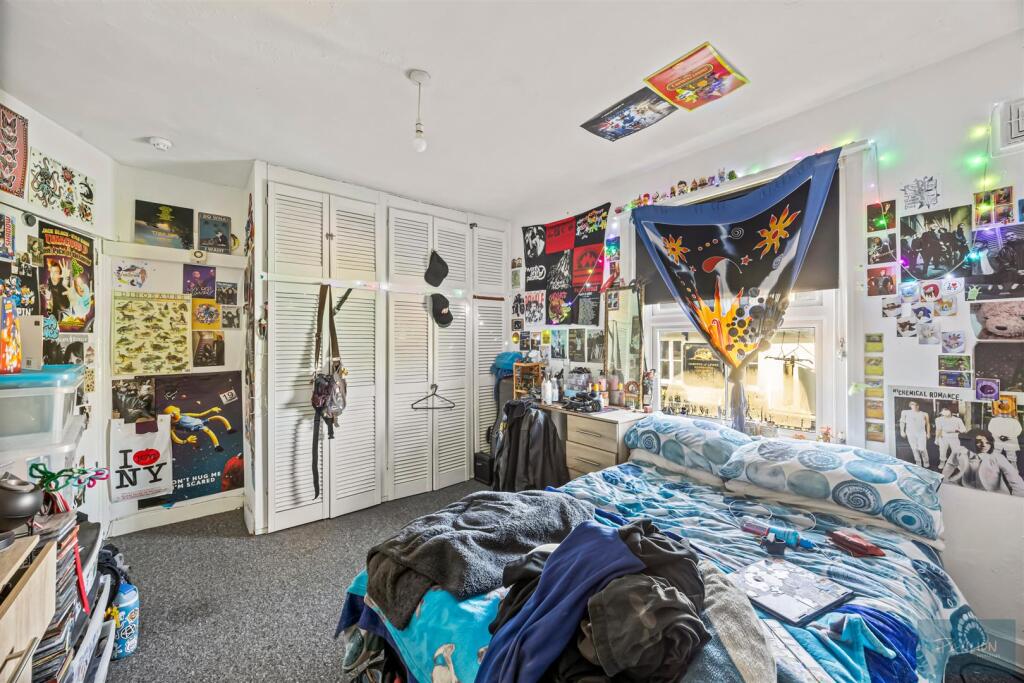 4 bedroom house share for rent