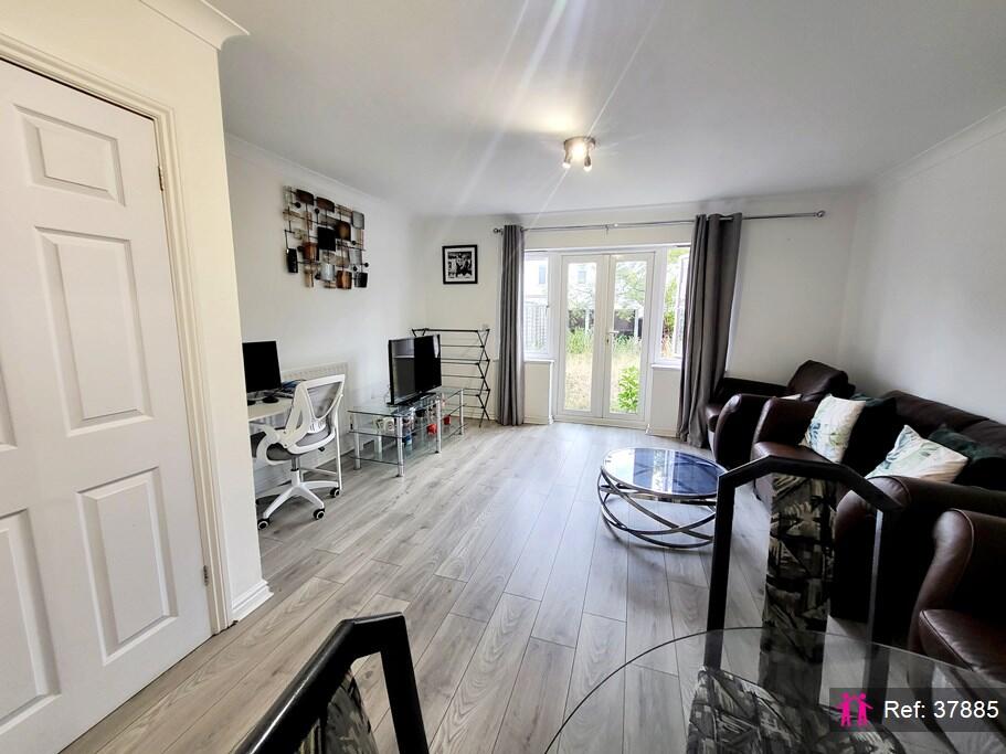 House in London, Custom House, Silvertown - View 3