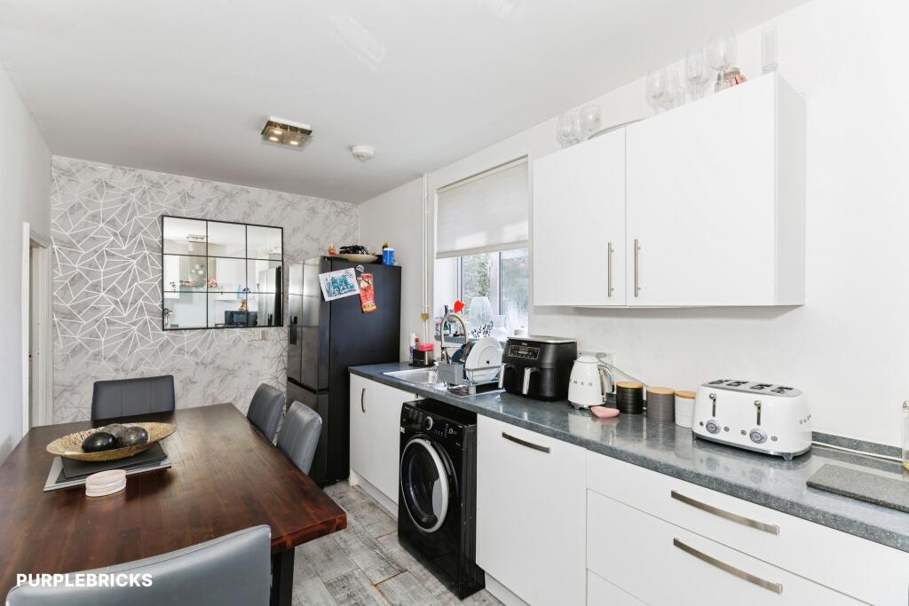 House in Northampton - View 5