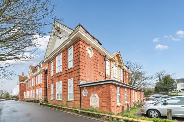 Apartment in Newbury, West Fields, Speenhamland - View 2