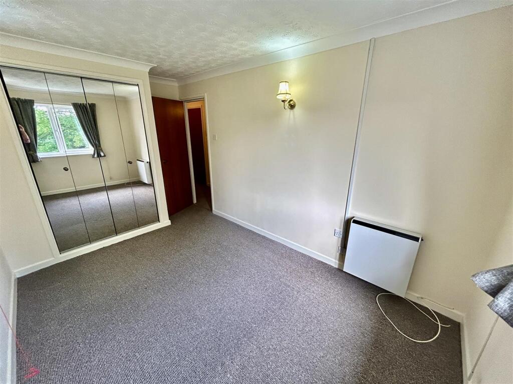 Apartment in Shrewsbury - View 5