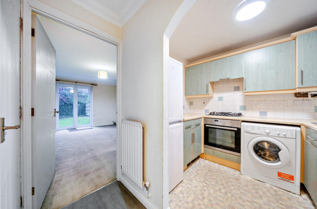 Hodges Mews, High Wycombe, Buckinghamshire - View 6