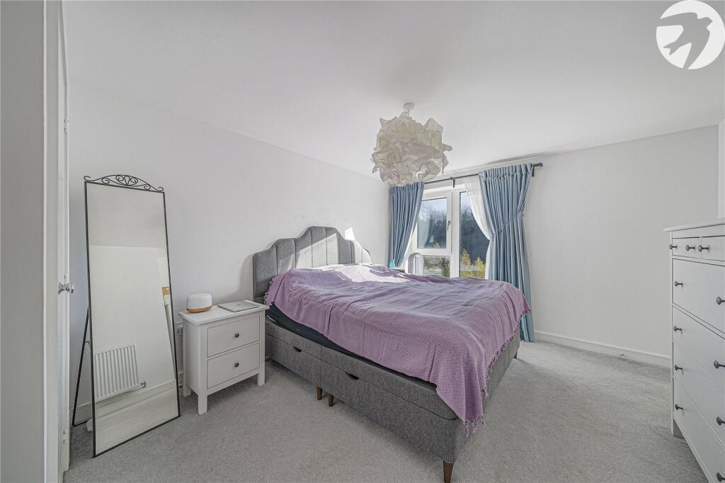 Castle Hill Drive, Castle Hill, Ebbsfleet Valley, Swanscombe, DA10 - View 6
