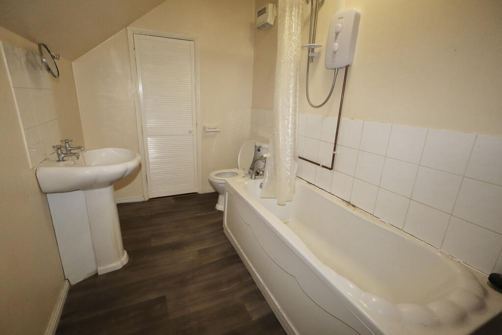 Apartment in Shepton Mallet, Somerset - More