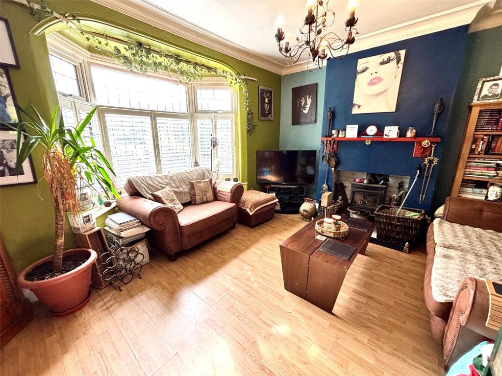 Marsden Road, Burnley, Lancashire, BB10 photo 3
