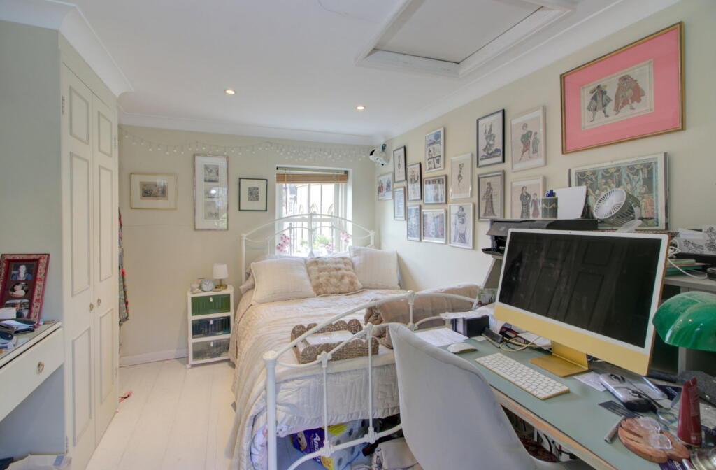 House in Bath - More