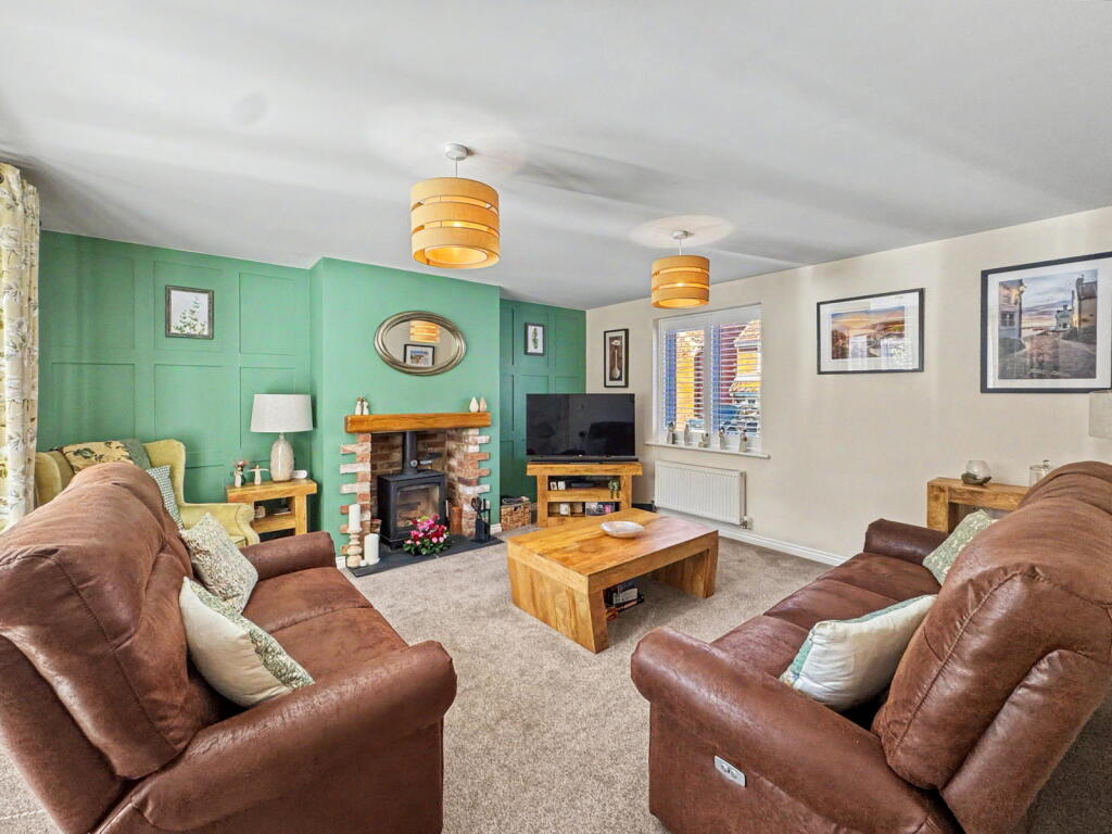 House in Guisborough, Hutton Village - View 3